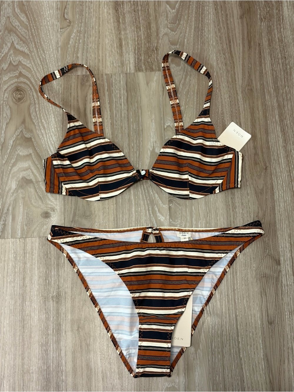 DÔEN NWT Striped Bikini Set Women's Size M Brown Navy Swimwear 2 Piece